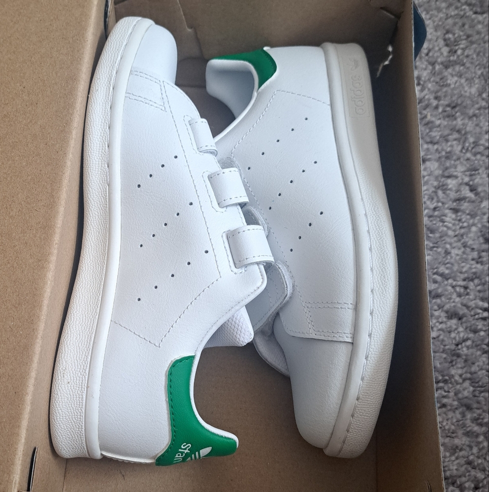 Adidas White and Green Sneakers